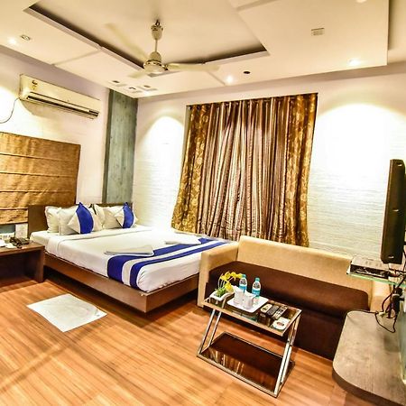 Hotel Heaven Kolkata Ngoại thất bức ảnh