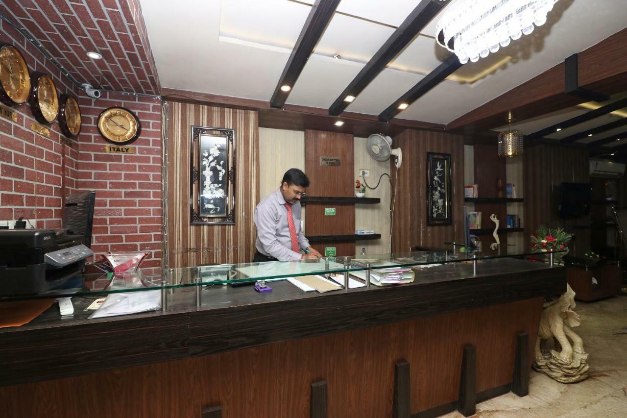 Hotel Heaven Kolkata Ngoại thất bức ảnh